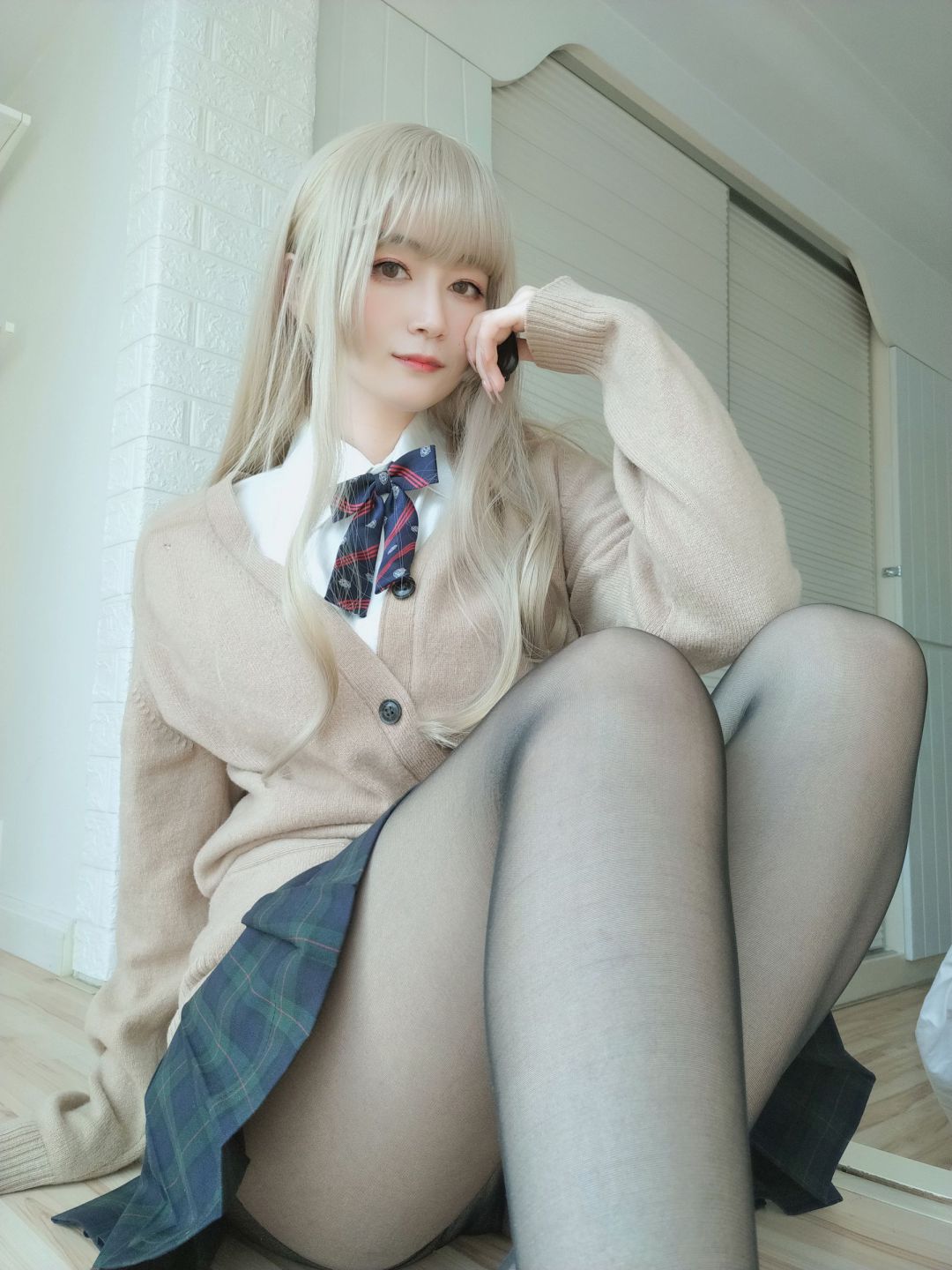 [COS写真]小姐姐白银81–灰色空间插图8